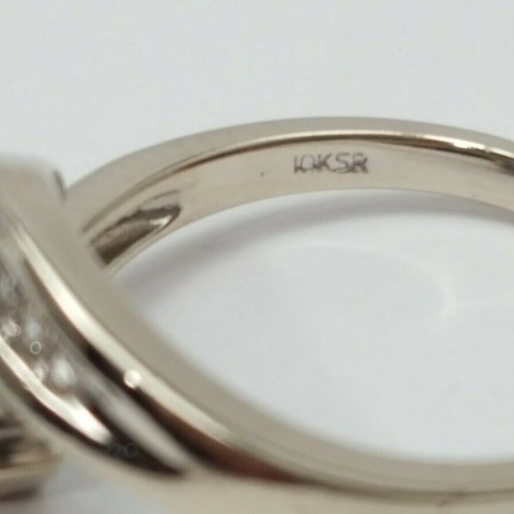 Elegant 10K Karat Solid White Gold Blue Topaz & Diamond Ring - Size 7 - Nice! - Picture 9 of 11